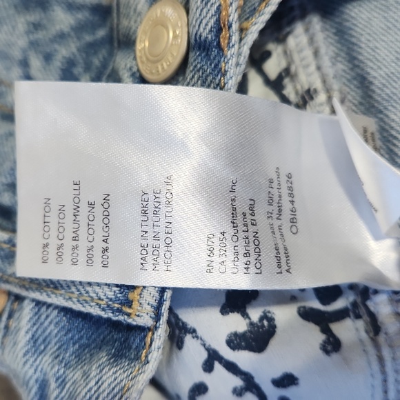 New We The Free Big Sur Coast boyfriend short Button Up Fly Women's size 25 - Picture 13 of 14